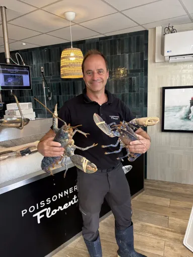 Opération fête des mères et fête des pères avec les homards bleus de Bretagne, Chaponost, Poissonnerie Florent